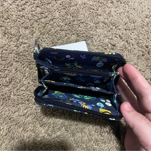 Vera Bradley zip wallet - Picture 4 of 5